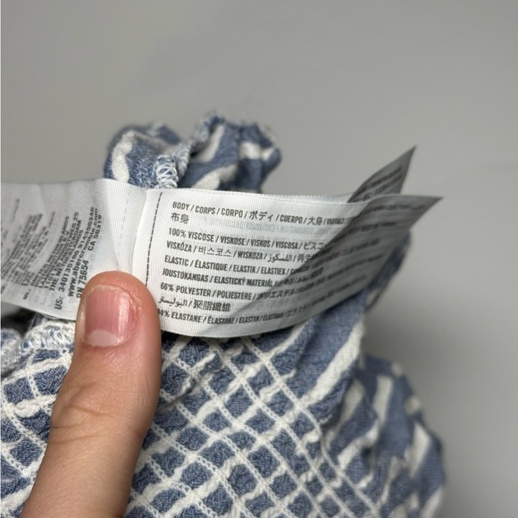 Hollister Square Tank Top Blue and White Striped Ruched Size Medium Coastal - Picture 10 of 10